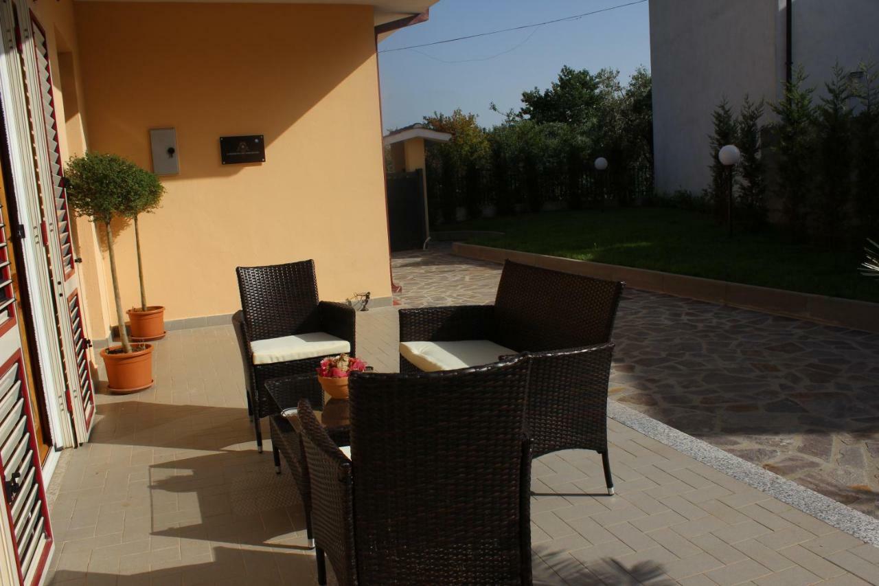La Residenza Del Marchesato Bed & Breakfast Marano Marchesato Exterior photo